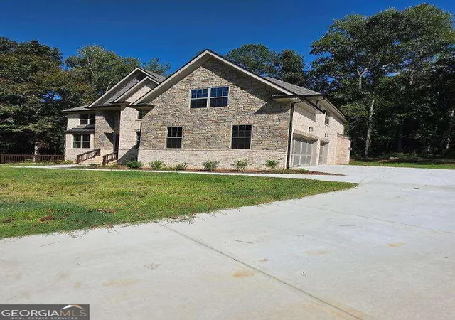 Photo 1 of Single family home for sale at 5658 Eternal Dr, South Fulton, GA 30349 | MLS# 10846704 | Listing updated on 2026-10-29