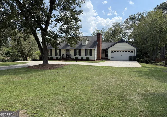 Photo 3 of Single family home for sale at 813 S Green St, Thomaston, GA 30286 | MLS# 10850253 | Listing updated on 2026-09-21