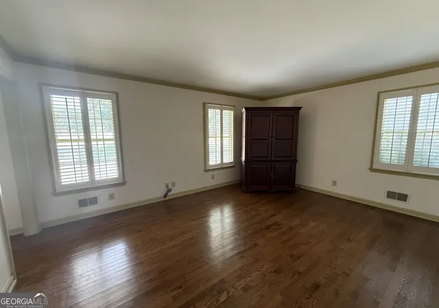 Photo 4 of Single family home for sale at 813 S Green St, Thomaston, GA 30286 | MLS# 10850253 | Listing updated on 2026-09-21