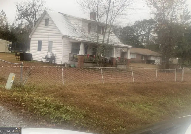 Photo 4 of Single family home for sale at 9081 E Oglethorpe Hwy, Midway, GA 31320 | MLS# 10770820 | Listing updated on 2026-09-23