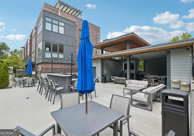 Photo 21 of Townhouse for sale at 1213 Chelsea Cir Nw, Atlanta, GA 30318 | MLS# 10840553 | Listing updated on 2026-09-08