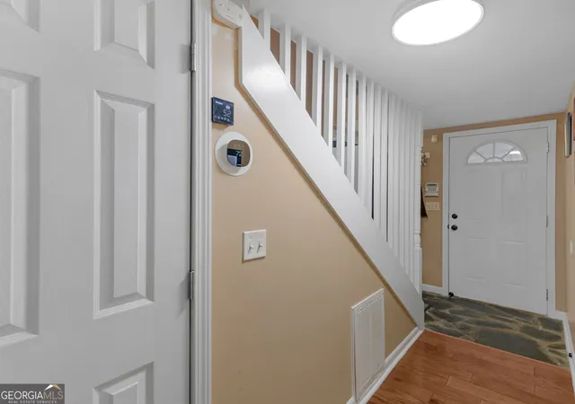 Photo 4 of Single family home for sale at 106 Central Lake Cir, Griffin, GA 30223 | MLS# 10838465 | Listing updated on 2026-09-20