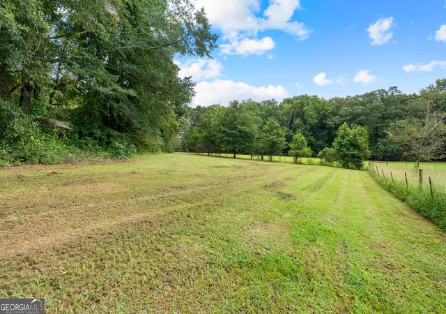 Photo 21 of Single family home for sale at 303 Gamble Dr, Carrollton, GA 30116 | MLS# 10825405 | Listing updated on 2026-09-02