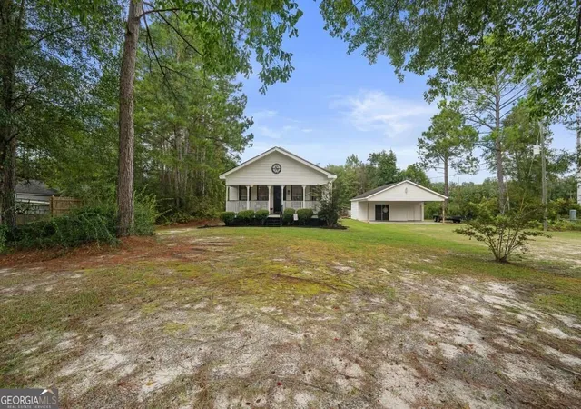 Photo 2 of Single family home for sale at 1559 Stillwell Rd, Springfield, GA 31329 | MLS# 10839761 | Listing updated on 2026-09-04