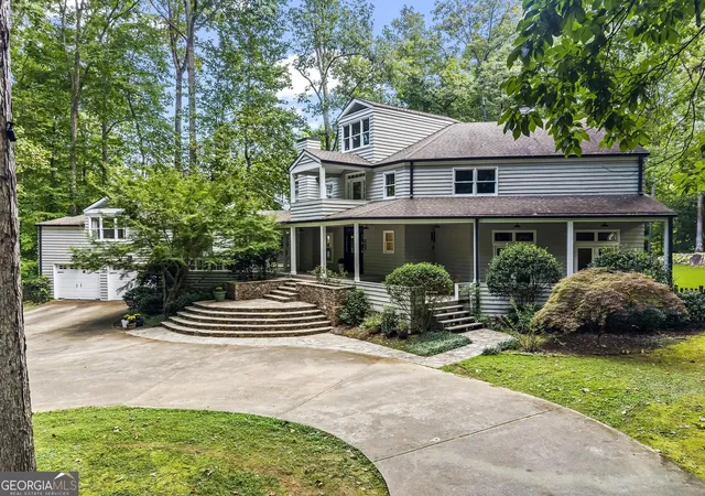 Photo 1 of Single family home for sale at 172 Carriage Tr, Marietta, GA 30068 | MLS# 10852821 | Listing updated on 2026-10-07