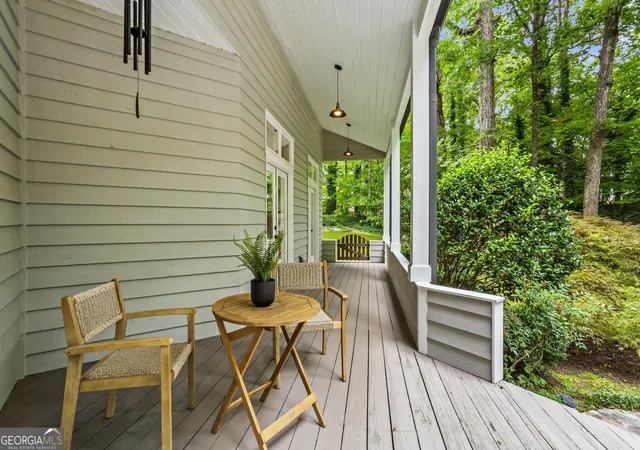 Photo 3 of Single family home for sale at 172 Carriage Tr, Marietta, GA 30068 | MLS# 10852821 | Listing updated on 2026-10-07