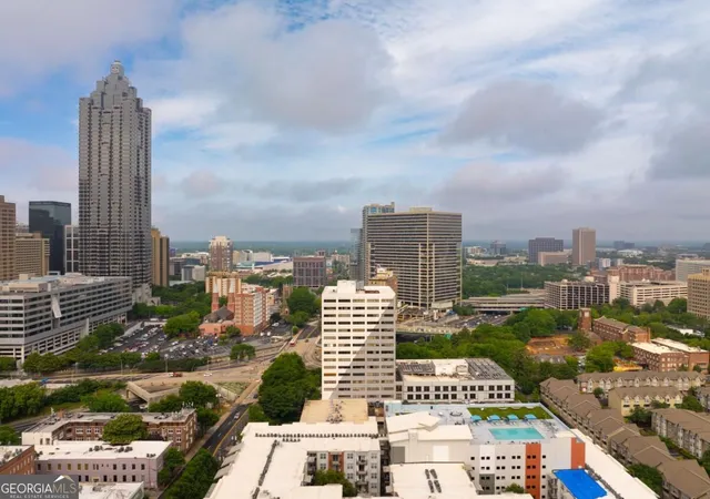 Listing Photo 2 - Condo for sale in building located at 120 Ralph Mcgill Blvd Ne, Atlanta, GA 30308 - Unit #610