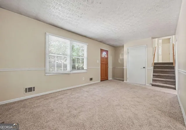 Photo 2 of Single family home for sale at 1883 Willow Ln, Acworth, GA 30102 | MLS# 10878994 | Listing updated on 2026-10-26