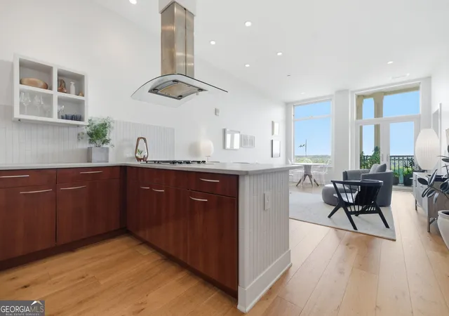 Photo 2 of Condo for sale at 3820 Roswell Rd NE #1012, Atlanta, GA 30342 | MLS# 10836945 | Listing updated on 2026-09-15