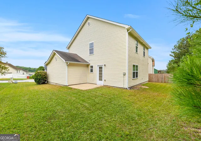 Photo 3 of Sale Pending at 7537 Congregation St, Fairburn, GA 30213 | MLS# 10852909 | Listing updated on 2026-09-30