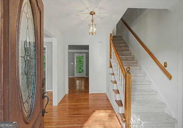 Photo 3 of Single family home for sale at 1663 Huntingford Dr, Marietta, GA 30068 | MLS# 10708606 | Listing updated on 2026-09-19