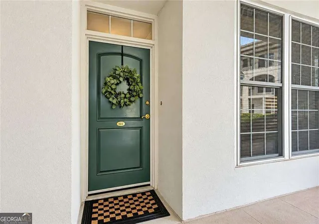 Listing Photo 4 - Condo for sale in building located at 3101 Howell Mill Rd Nw, Atlanta, GA 30327 - Unit #122