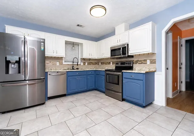 Photo 2 of Sale Pending at 5008 Hidden Hills Ct, Columbus, GA 31909 | MLS# 10835263 | Listing updated on 2026-09-05