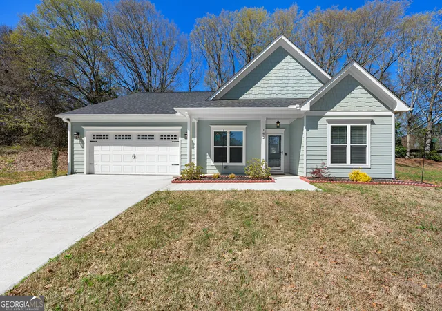 Photo 1 of Single family home for sale at 142 Fairview Sta, Hartwell, GA 30643 | MLS# 10840843 | Listing updated on 2026-09-19
