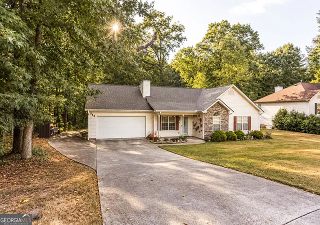 Photo 2 of Single family home for sale at 512 Lindsey Way, Social Circle, GA 30025 | MLS# 10842431 | Listing updated on 2026-09-09