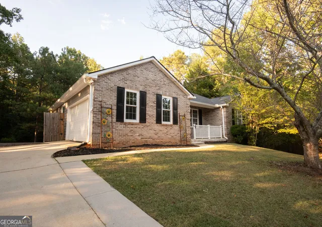 Photo 3 of Single family home for sale at 291 Brickleberry Ridge, Athens, GA 30605 | MLS# 10842807 | Listing updated on 2026-10-02