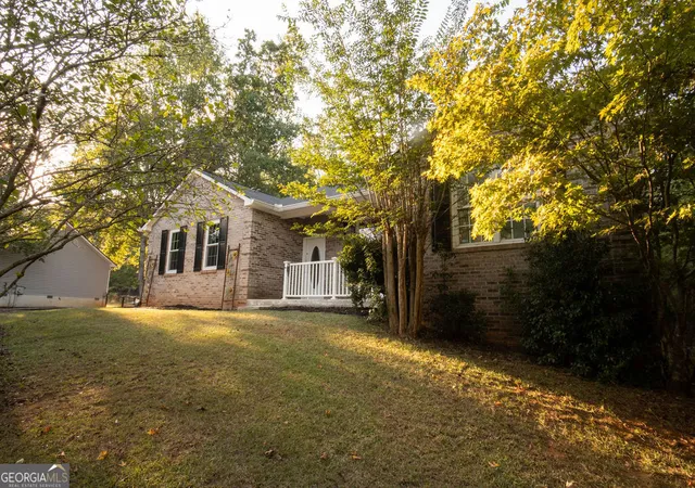 Photo 3 of Single family home for sale at 291 Brickleberry Ridge, Athens, GA 30605 | MLS# 10842807 | Listing updated on 2026-10-17