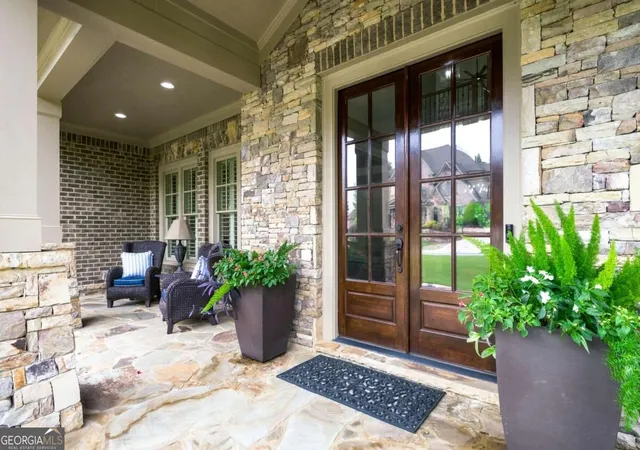 Photo 3 of Mansion for sale at 1815 Turnberry Ave, Suwanee, GA 30024 | MLS# 10843098 | Listing updated on 2026-10-08