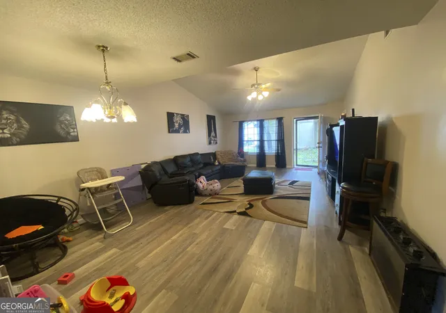 Photo 3 of Condo for sale at 404 Tallulah Trl #5, Warner Robins, GA 31088 | MLS# 10852397 | Listing updated on 2026-09-25