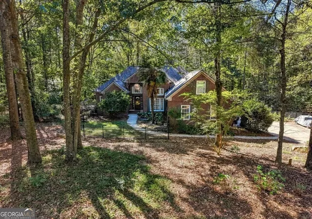 Photo 3 of Single family home for sale at 226 Hidden Lakes Trl, Jefferson, GA 30549 | MLS# 10878260 | Listing updated on 2026-10-23