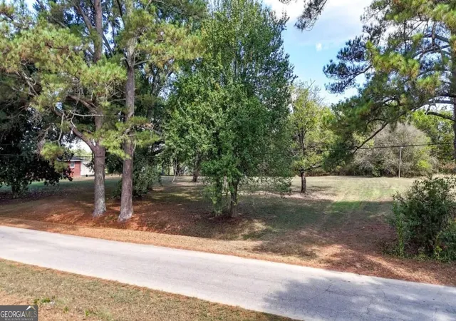 Photo 3 of Sale Pending at 0 Carlton Dr, Rockmart, GA 30153 | MLS# 10850493 | Listing updated on 2026-10-07