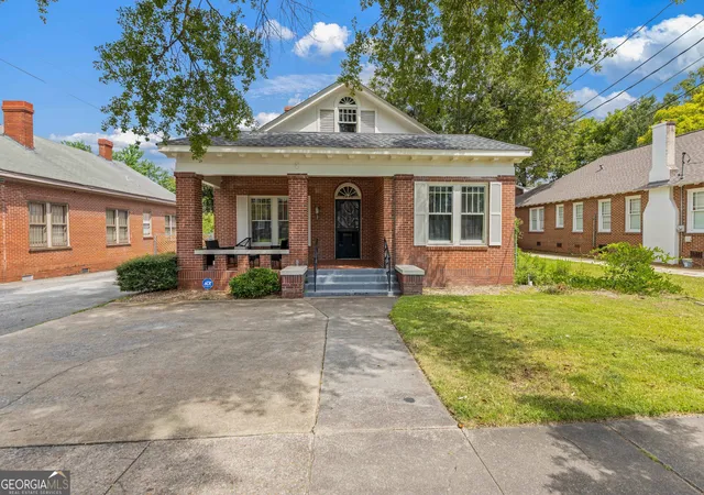 Photo 3 of Single family home for sale at 1240 Peacock Ave, Columbus, GA 31906 | MLS# 10842872 | Listing updated on 2026-10-08