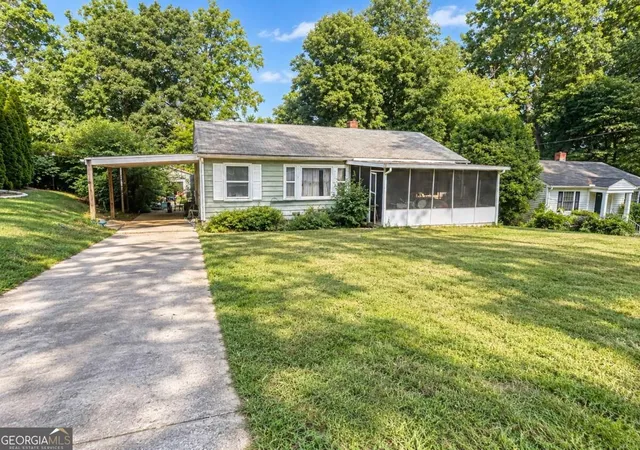 Photo 1 of Sale Pending at 2027 Bader Ave Sw, Atlanta, GA 30310 | MLS# 10840006 | Listing updated on 2026-09-10