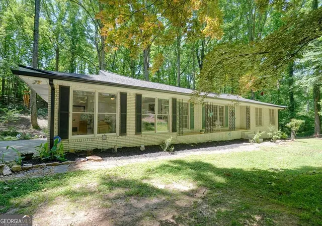 Photo 2 of Single family home for sale at 285 Hembredge Dr, Canton, GA 30115 | MLS# 10766533 | Listing updated on 2026-09-25