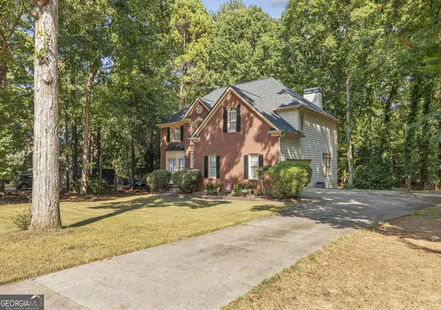 Photo 1 of Single family home for sale at 125 Wynchase Ln, Fayetteville, GA 30215 | MLS# 10853002 | Listing updated on 2026-09-26