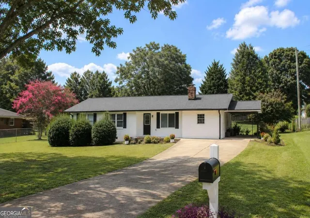 Photo 24 of Single family home for sale at 4132 Long Dr, Braselton, GA 30517 | MLS# 10840768 | Listing updated on 2026-09-06