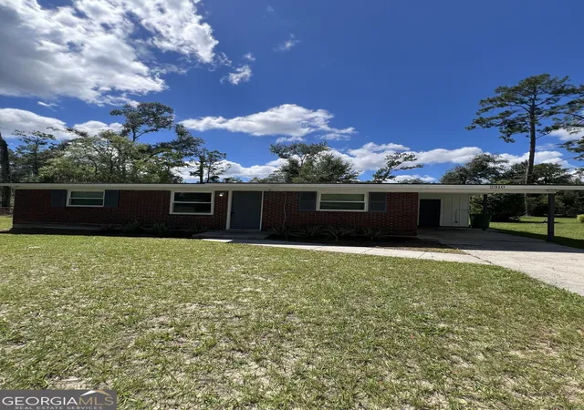 Photo 1 of Single family home for sale at 2310 Frederick Pl, Valdosta, GA 31602 | MLS# 10840023 | Listing updated on 2026-09-18
