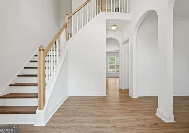 Photo 2 of Single family home for sale at 4025 Eyrie Farms Ln, Cumming, GA 30041 | MLS# 10840035 | Listing updated on 2026-09-18