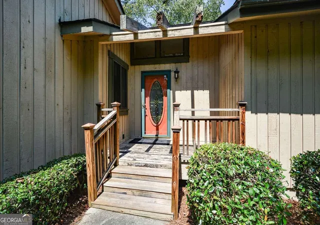 Photo 4 of Single family home for sale at 6906 Springwood Dr, Douglasville, GA 30135 | MLS# 10840066 | Listing updated on 2026-09-21