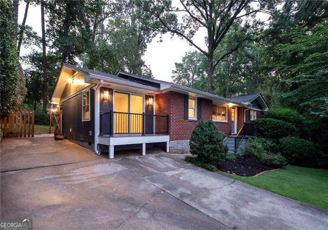 Photo 2 of Single family home for sale at 1170 N Druid Woods Ct, Decatur, GA 30033 | MLS# 10838003 | Listing updated on 2026-09-16