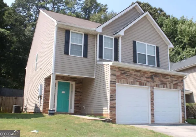 Photo 3 of Single family home for sale at 7809 Newbury Dr, Jonesboro, GA 30236 | MLS# 10851159 | Listing updated on 2026-10-06