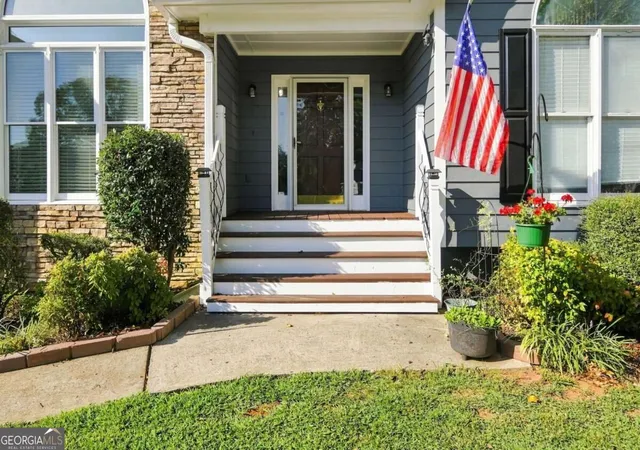 Photo 2 of Single family home for sale at 77 Wilshire Walk, Douglasville, GA 30134 | MLS# 10842337 | Listing updated on 2026-09-09