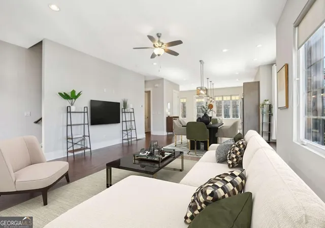 Photo 2 of Townhouse for sale at 264 Castleberry Sta Dr SW, Atlanta, GA 30313 | MLS# 10840512 | Listing updated on 2026-09-10