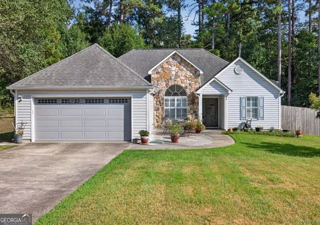 Photo 1 of Single family home for sale at 4290 Perrinton Trl, Loganville, GA 30052 | MLS# 10838178 | Listing updated on 2026-09-16