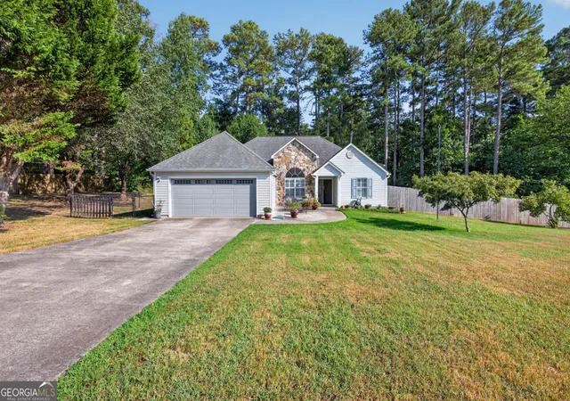 Photo 2 of Single family home for sale at 4290 Perrinton Trl, Loganville, GA 30052 | MLS# 10838178 | Listing updated on 2026-09-16