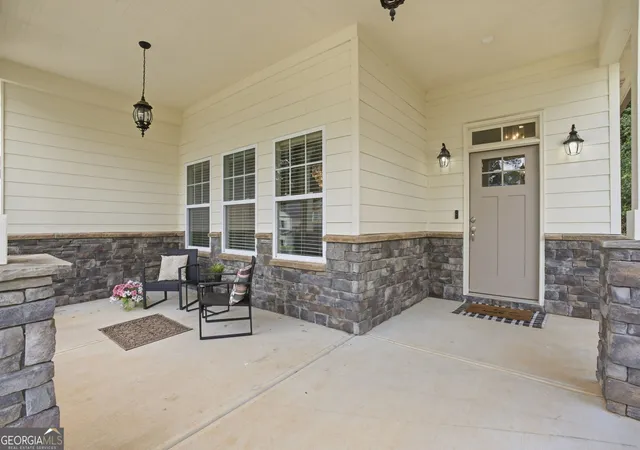 Photo 2 of Single family home for sale at 1837 Treymire Ct, Stone Mountain, GA 30088 | MLS# 10849902 | Listing updated on 2026-10-05