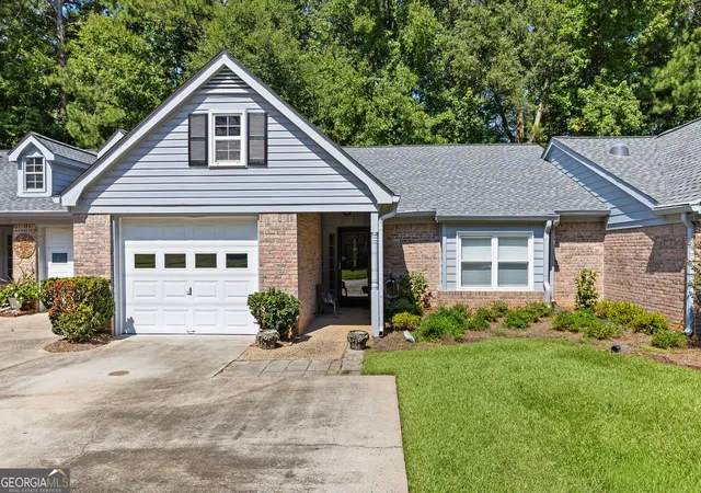Photo 1 of Sale Pending at 14 Dover Trl, Peachtree City, GA 30269 | MLS# 10847739 | Listing updated on 2026-09-28