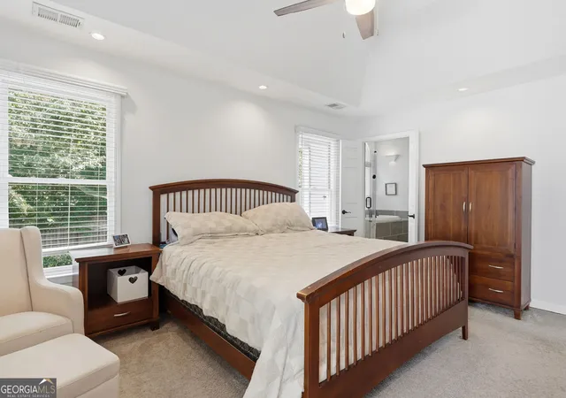 Photo 3 of Single family home for sale at 4960 Niagara Dr NW, Acworth, GA 30102 | MLS# 10840474 | Listing updated on 2026-10-16