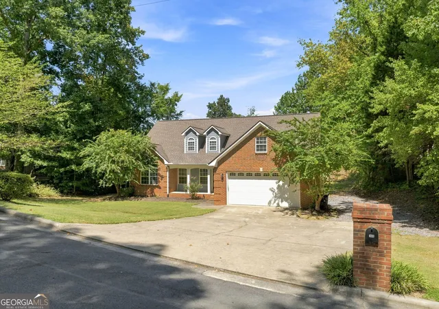 Photo 2 of Single family home for sale at 108 Thornwood Dr Sw, Rome, GA 30165 | MLS# 10841298 | Listing updated on 2026-09-20