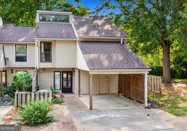 Photo 3 of Townhouse for sale at 6340 Brandywine Trl, Peachtree Corners, GA 30092 | MLS# 10824782 | Listing updated on 2026-09-13