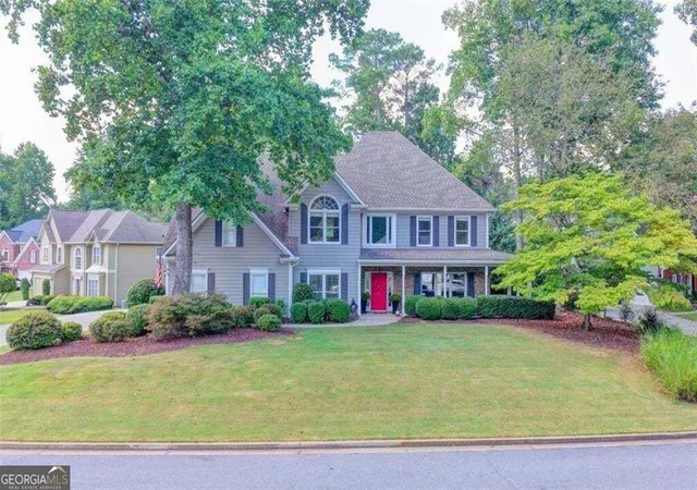 Photo 2 of Single family home for sale at 5715 N Hillbrooke Tr, Johns Creek, GA 30005 | MLS# 10840088 | Listing updated on 2026-09-28