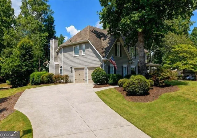 Photo 3 of Single family home for sale at 5715 N Hillbrooke Tr, Johns Creek, GA 30005 | MLS# 10840088 | Listing updated on 2026-09-28