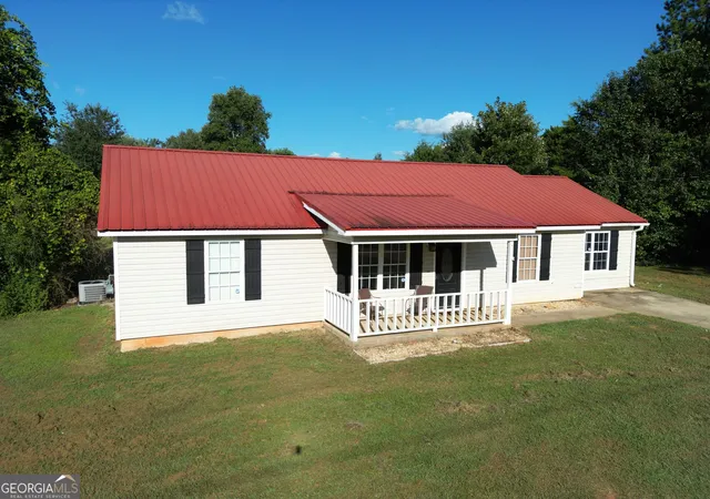Photo 1 of Single family home for sale at 797 S Laney Rd, Locust Grove, GA 30248 | MLS# 10827834 | Listing updated on 2026-09-15