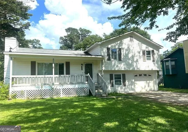 Photo 1 of Sale Pending at 3177 Pinto Dr, Powder Springs, GA 30127 | MLS# 10849287 | Listing updated on 2026-10-03