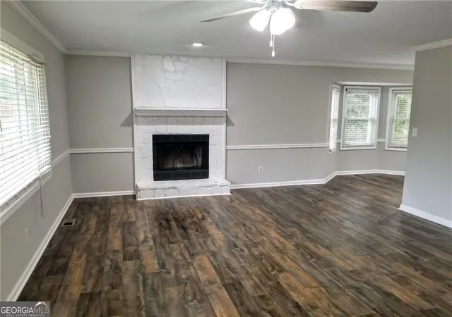 Photo 2 of Sale Pending at 3177 Pinto Dr, Powder Springs, GA 30127 | MLS# 10849287 | Listing updated on 2026-10-03