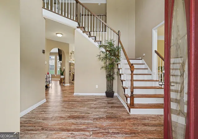 Photo 4 of Single family home for sale at 2002 Evergreen Dr SE, Conyers, GA 30013 | MLS# 10842828 | Listing updated on 2026-09-27